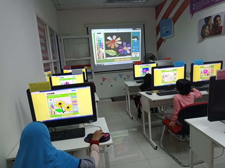 75557421 2384584331650951 5200663452187623424 n